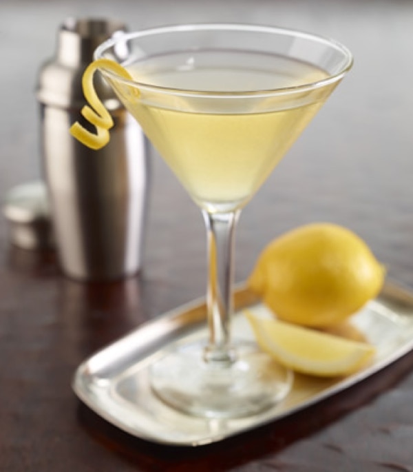 life-styled-cocktail-spotlight-the-vesper1